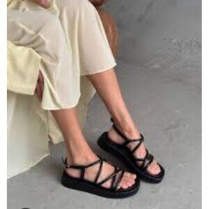 ROAM Linky Platform, Black Rommie sandal Women's Size 40 EU/US 10